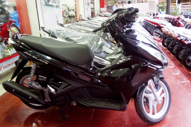 Honda Air Blade 125 màu đen giá chỉ 35,5 triệu đồng